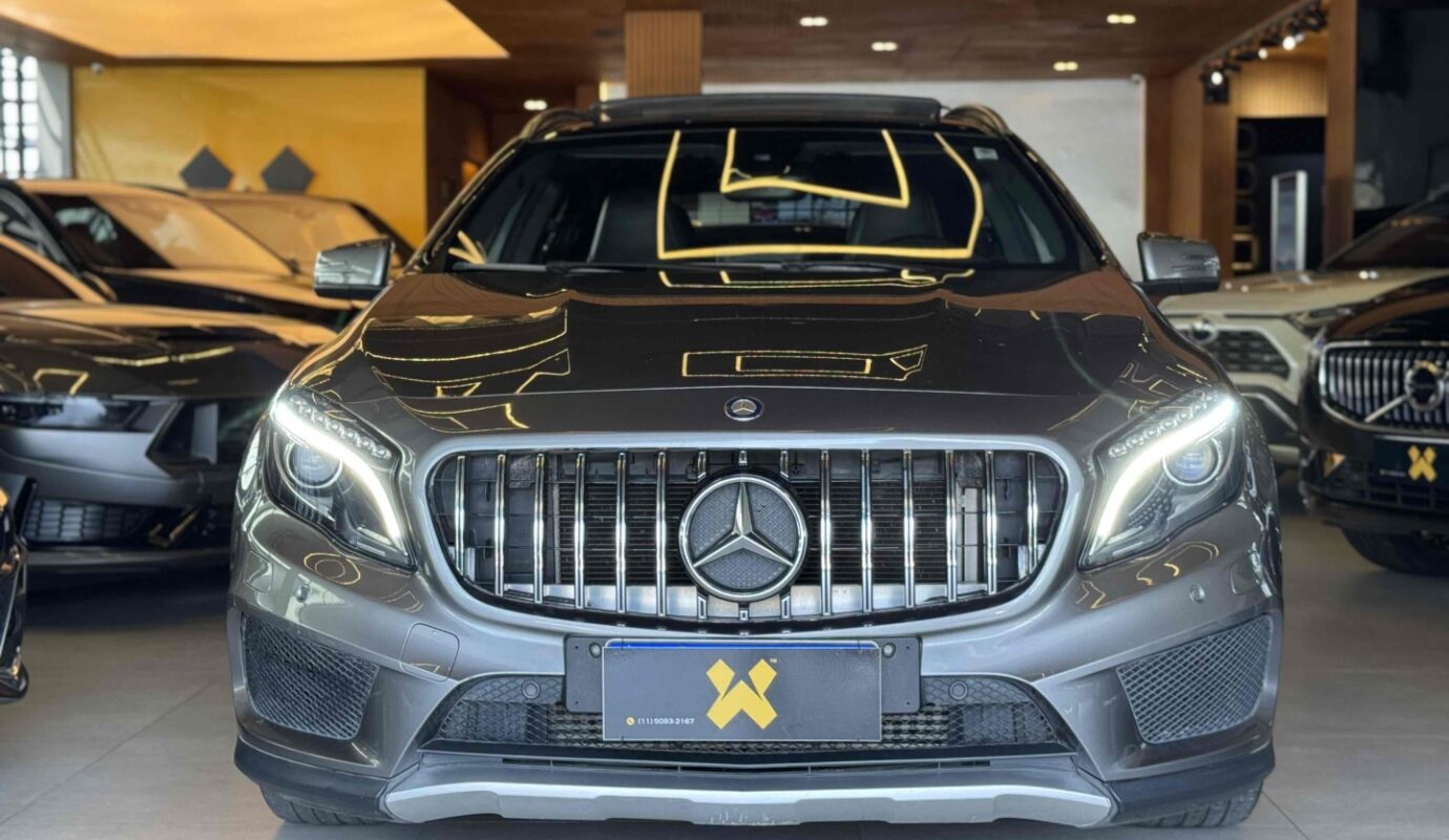 MERCEDES-BENZ GLA 250 2017