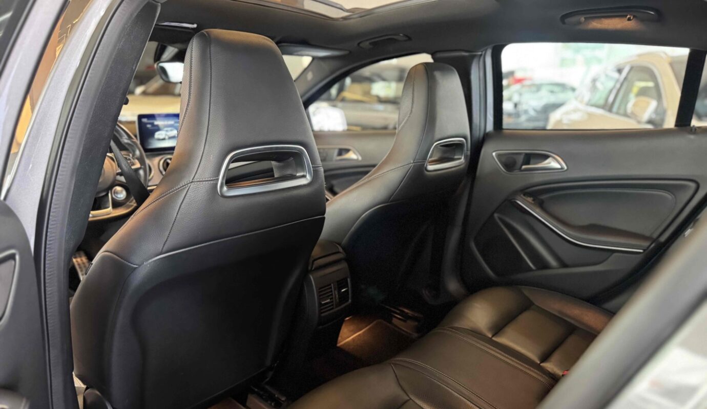 MERCEDES-BENZ GLA 250 2017