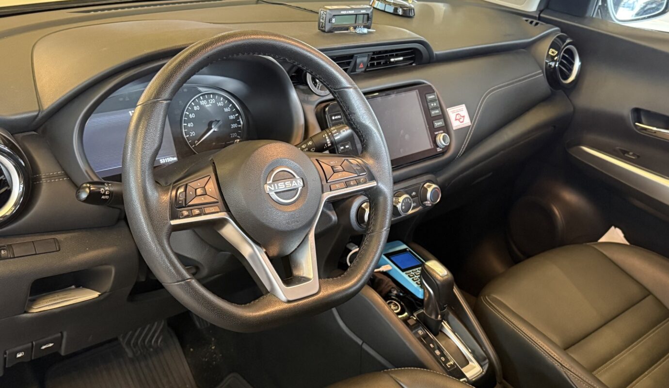 NISSAN KICKS 2024