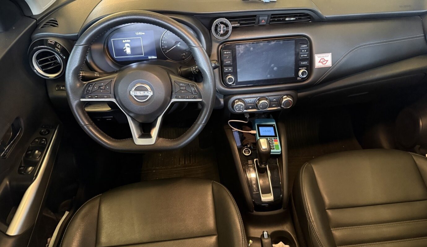NISSAN KICKS 2024