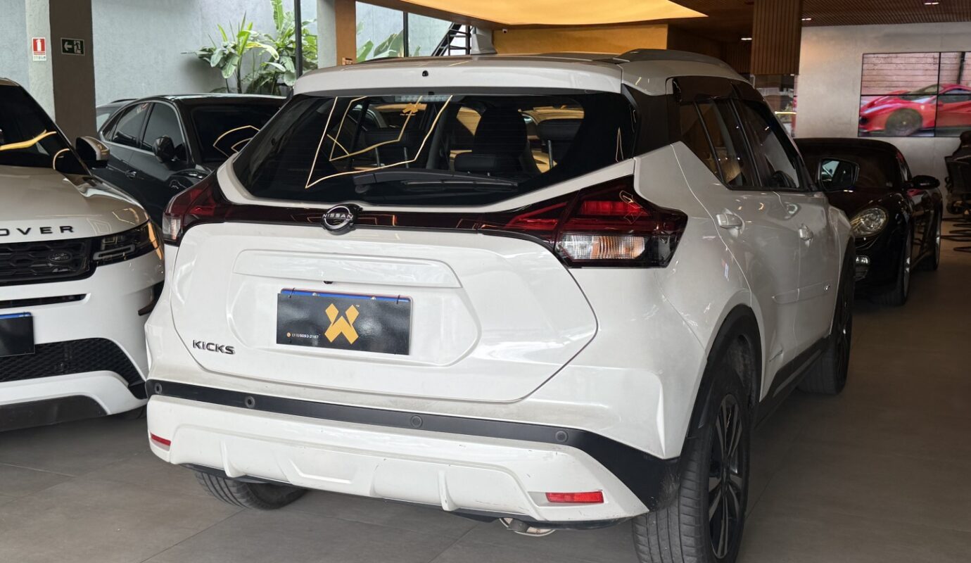 NISSAN KICKS 2024