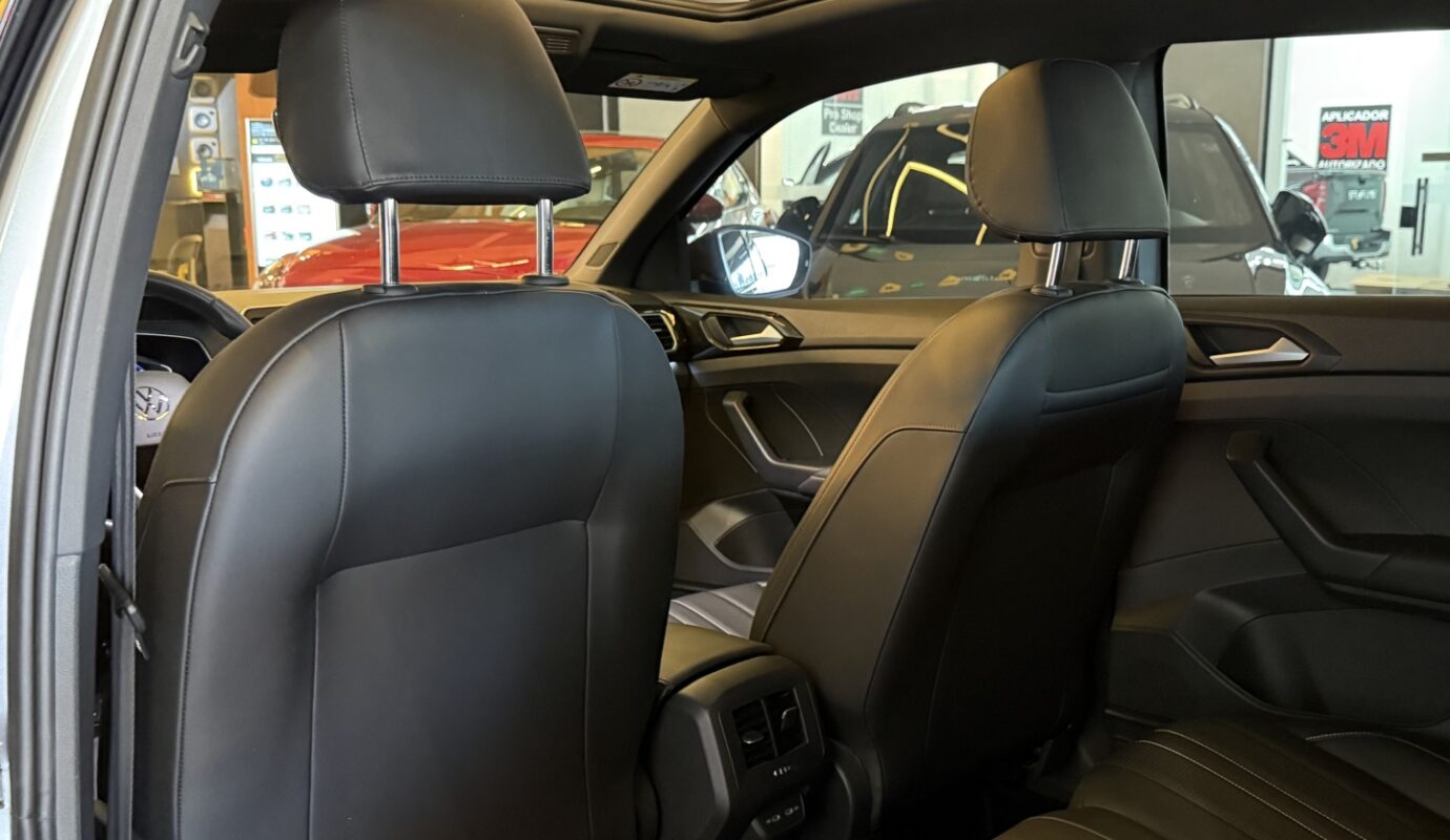 VOLKSWAGEN T-CROSS 2025