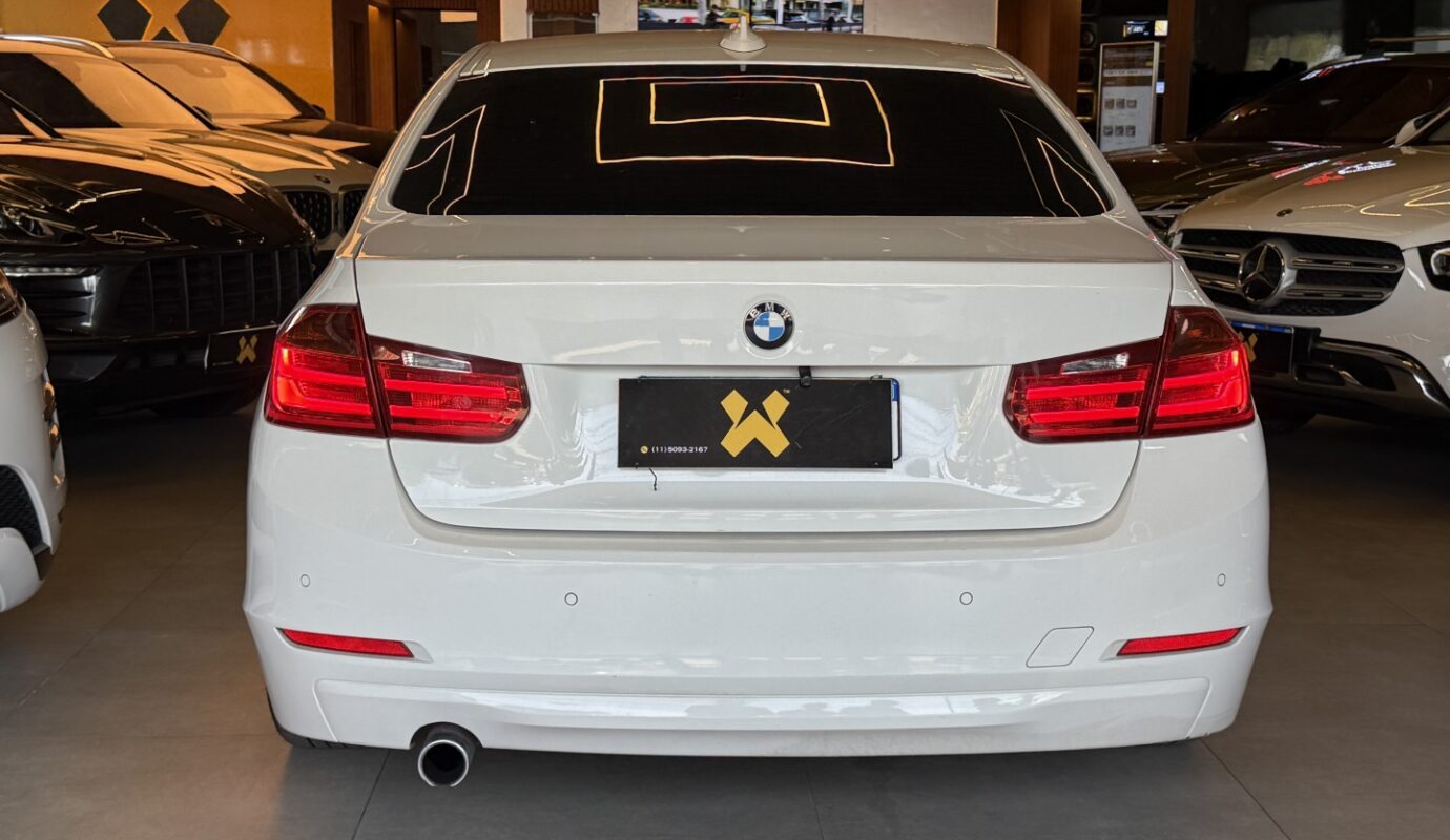 BMW 320i 2013