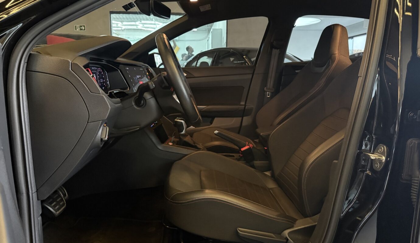 VOLKSWAGEN POLO 2023