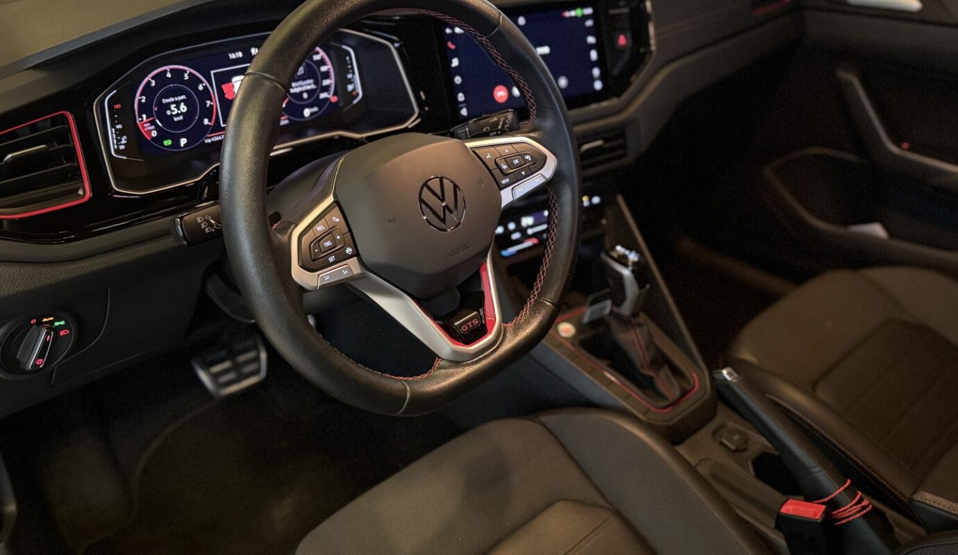 VOLKSWAGEN POLO 2023