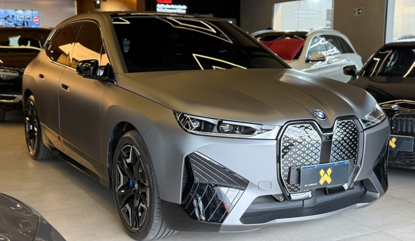 BMW iX 2023