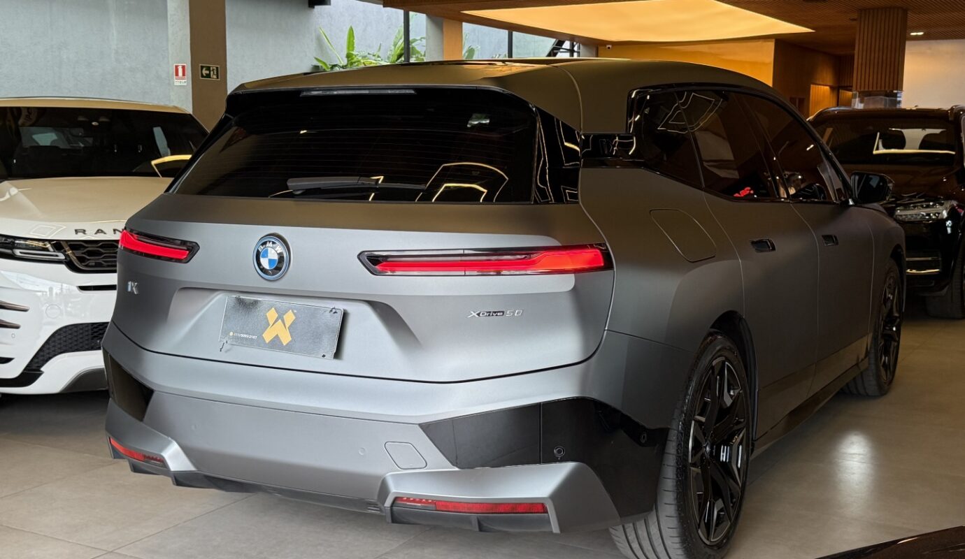 BMW iX 2023