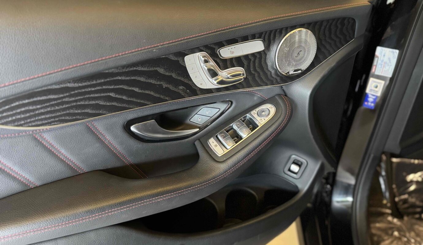 MERCEDES-BENZ GLC 43 AMG 2021