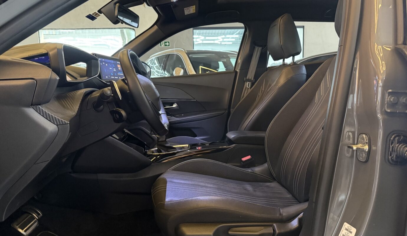 PEUGEOT 2008 2025