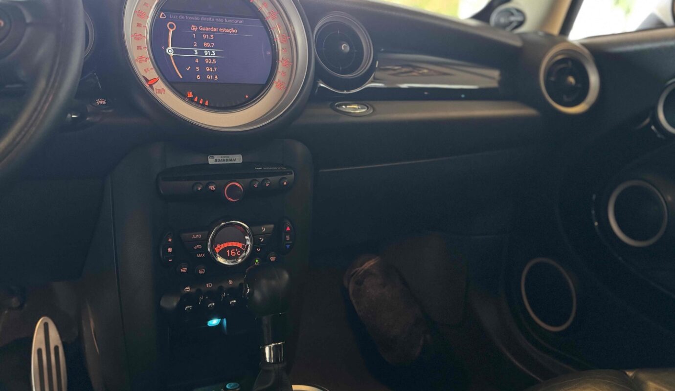 MINI COOPER 2013