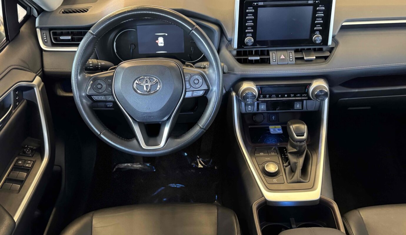TOYOTA RAV4 2022