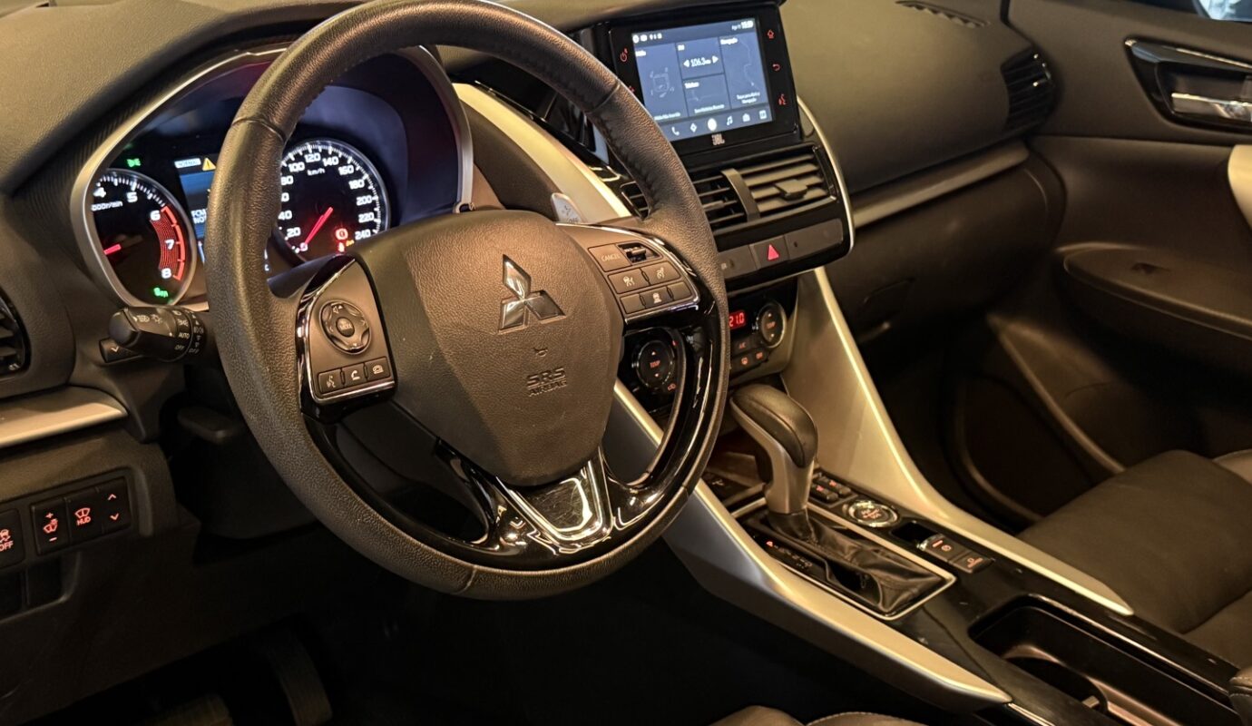 MITSUBISHI ECLIPSE CROSS 2025