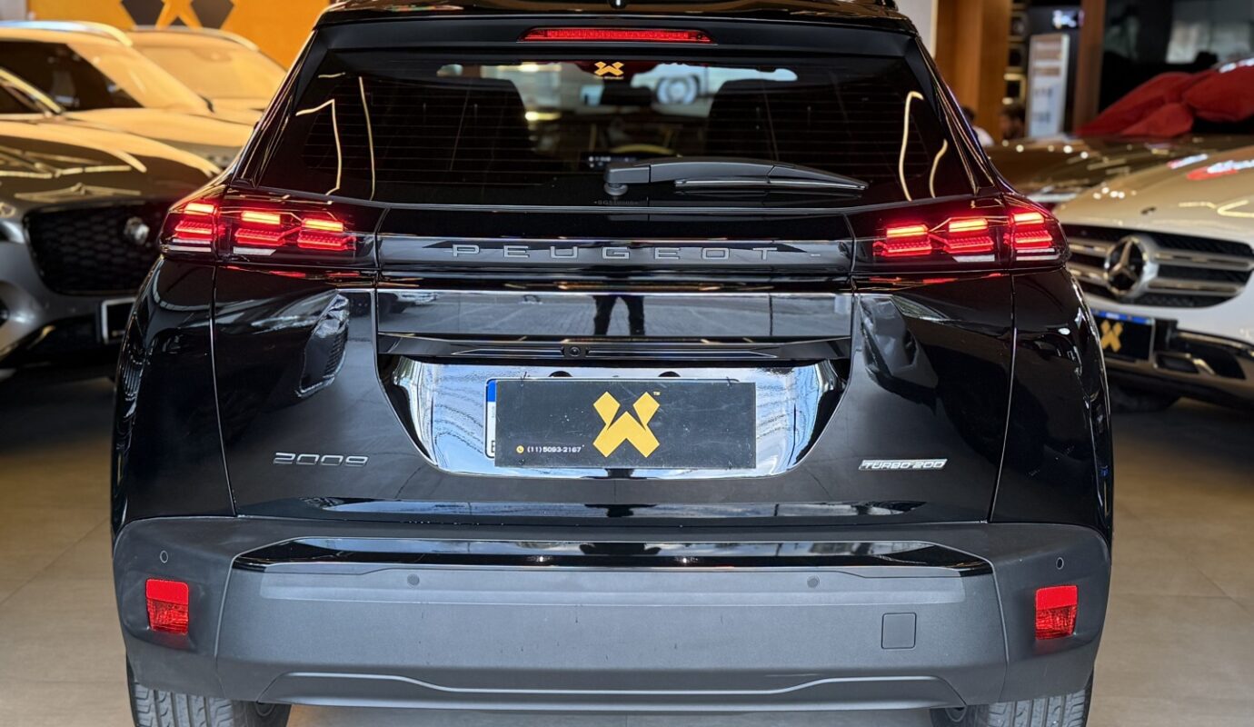 PEUGEOT 2008 2025