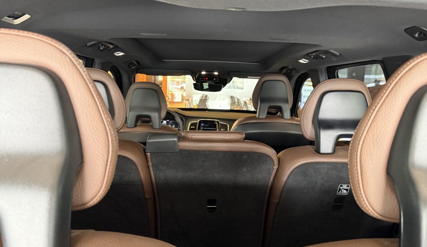 VOLVO XC90 2021