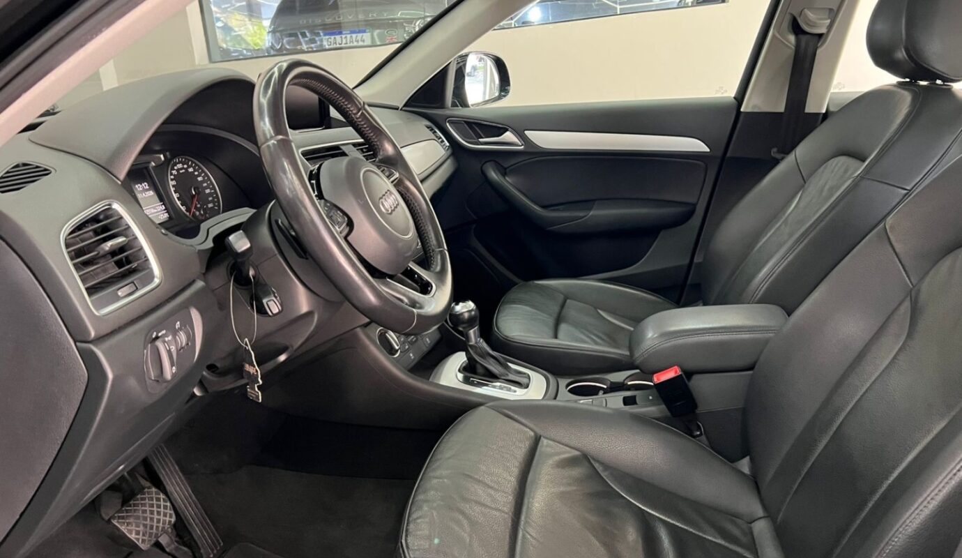 AUDI Q3 2017