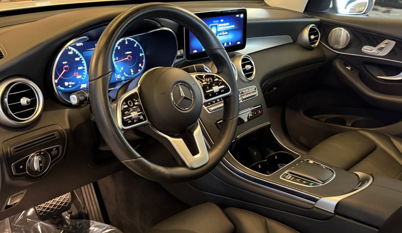MERCEDES-BENZ GLC 220d 2021