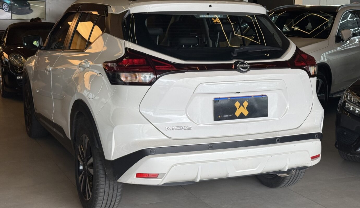 NISSAN KICKS 2024
