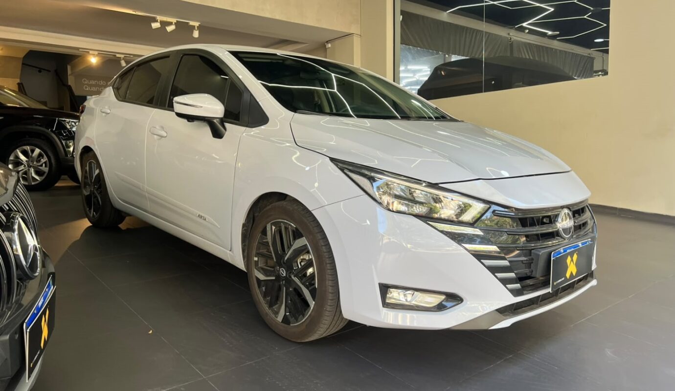 NISSAN VERSA 2026